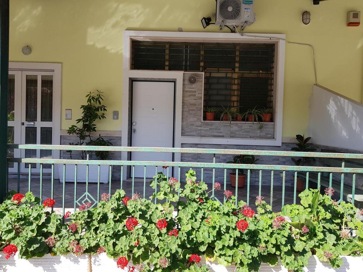 Stylish Apt Terina - Le Lincelle, Lamezia - Bright, Spacious, Elegant And With Terrace SantʼEufemia Lamezia Exterior foto